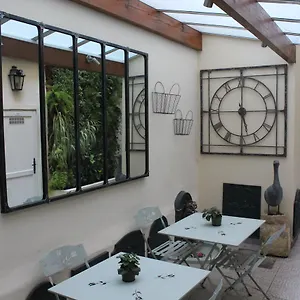 Hotel Du Dragon, París