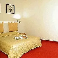Mon Reve Hotel Paris