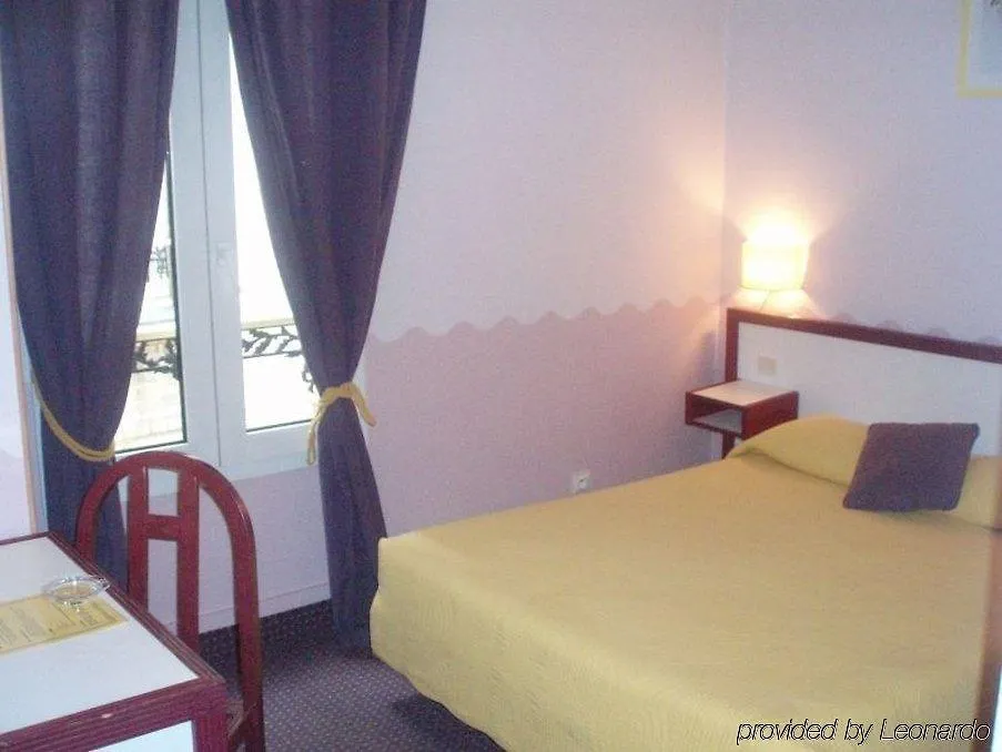 Mon Reve Hotel Paris